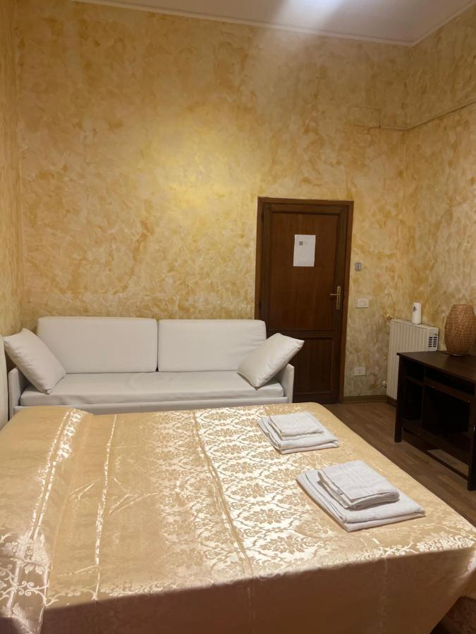 Terminal Guest Houst 2 Hotel Rom Eksteriør billede
